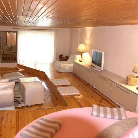 нестандартно бутиково студио за двама романтика Apartman