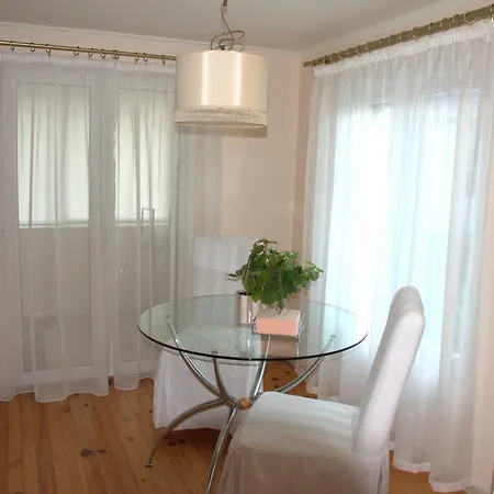 нестандартно бутиково студио за двама романтика Apartman