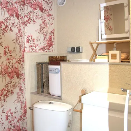 нестандартно бутиково студио за двама романтика Apartman Várna